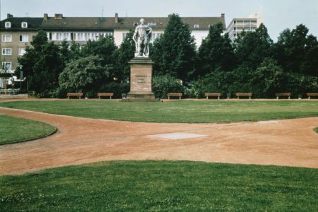 dem-vertical-earth-kilometer-1977-photo-nic-tenwiggenhorn